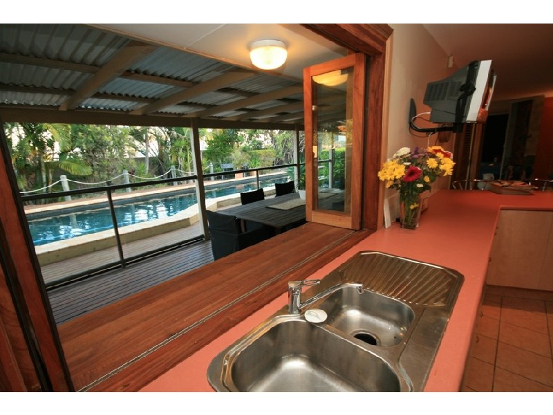 1 Columbia, Sippy Downs QLD 4556