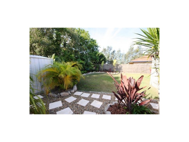 45 Bernheid Cr, Sippy Downs QLD 4556