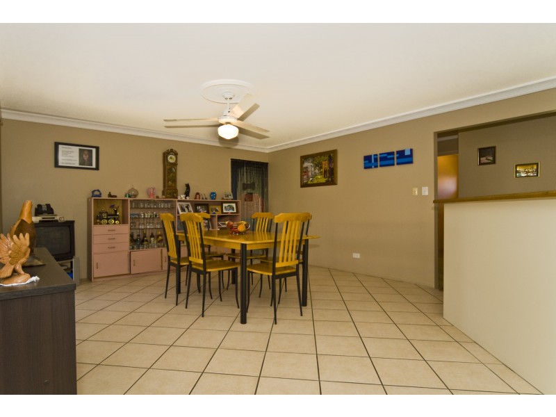 4  Franklin Pl, Sippy Downs QLD 4556