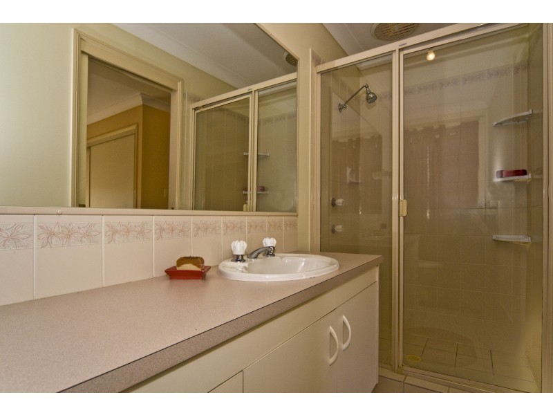 4  Franklin Pl, Sippy Downs QLD 4556