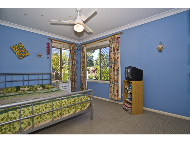 4  Franklin Pl, Sippy Downs QLD 4556