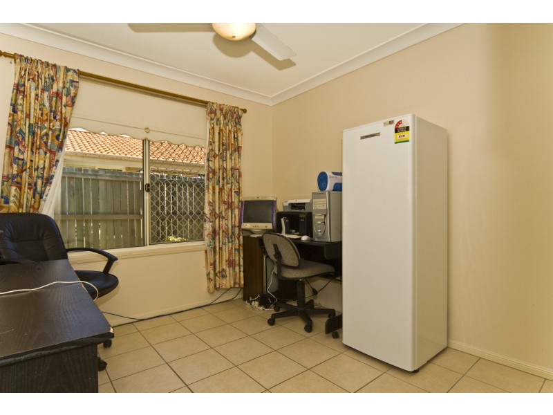 4  Franklin Pl, Sippy Downs QLD 4556