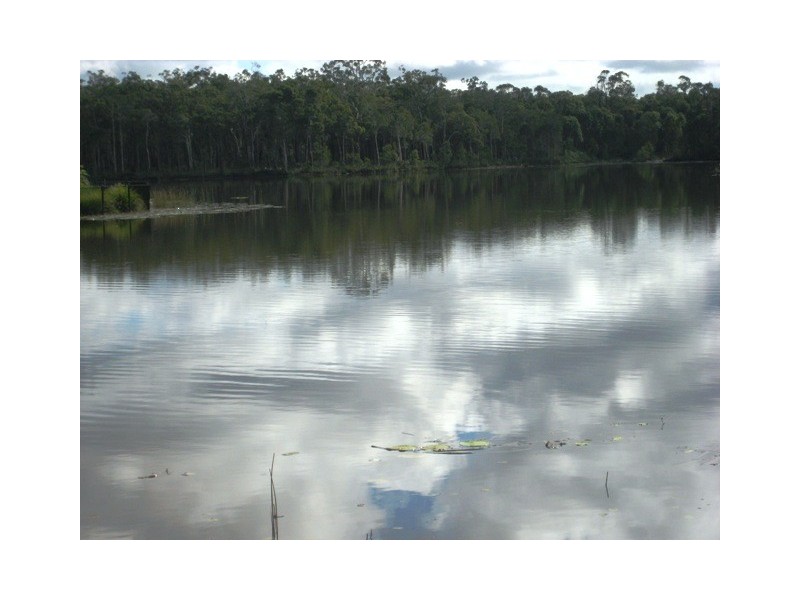 2 LEACH CT, Pelican Waters QLD 4551