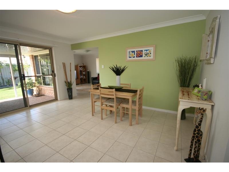 12 Magenta Dr, Coolum Beach QLD 4573
