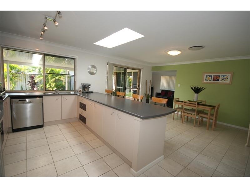 12 Magenta Dr, Coolum Beach QLD 4573