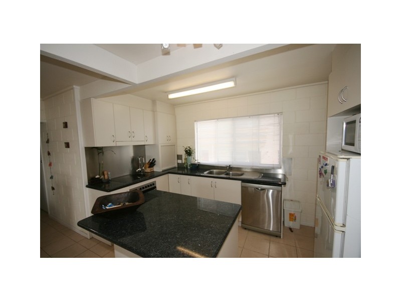 3/10 CAMFIELD ST, Alexandra Headland QLD 4572