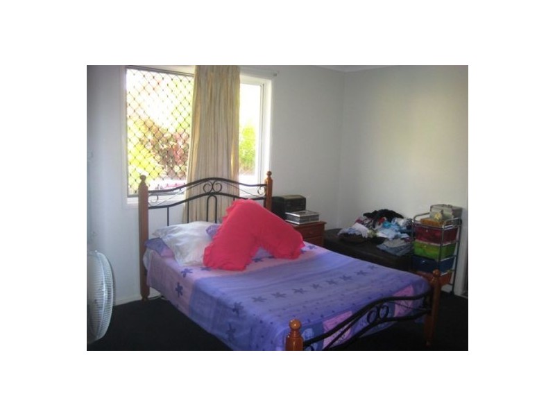 2 Leach Court, Pelican Waters QLD 4551