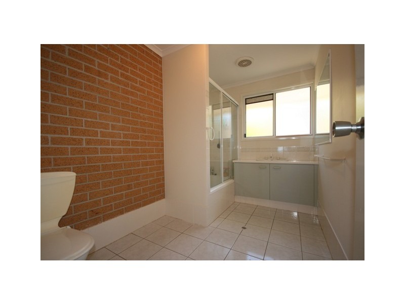 2/16 BALLINGER CRT, Buderim QLD 4556