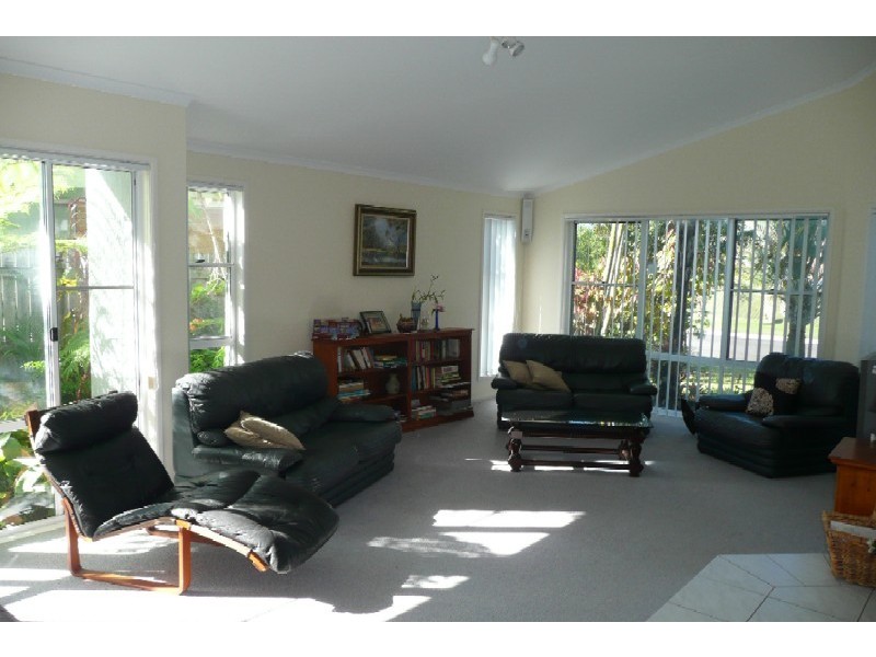 51 Maryann Street, Golden Beach QLD 4551