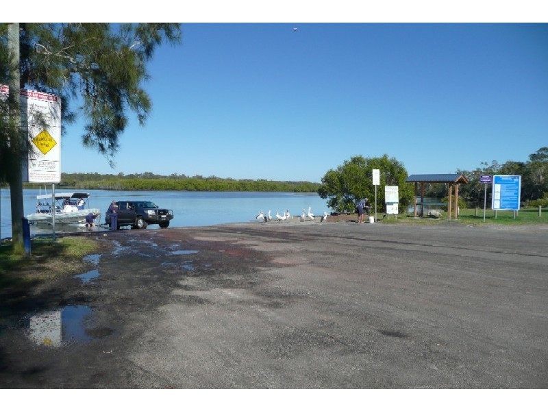 51 Maryann Street, Golden Beach QLD 4551