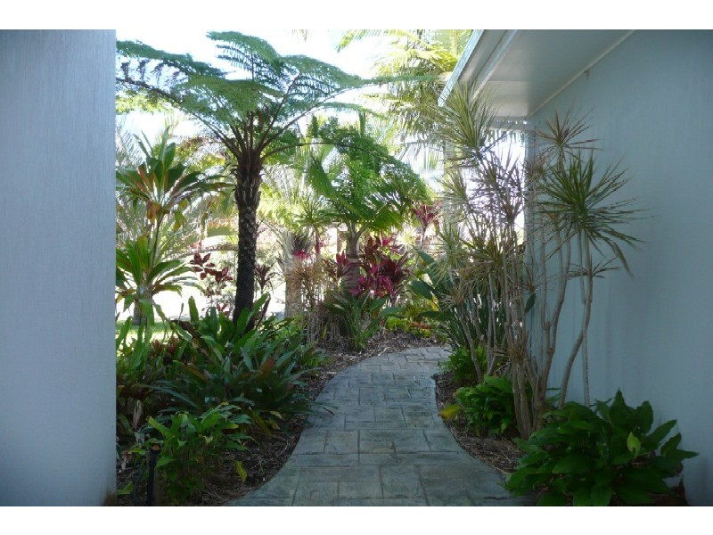 51 Maryann Street, Golden Beach QLD 4551