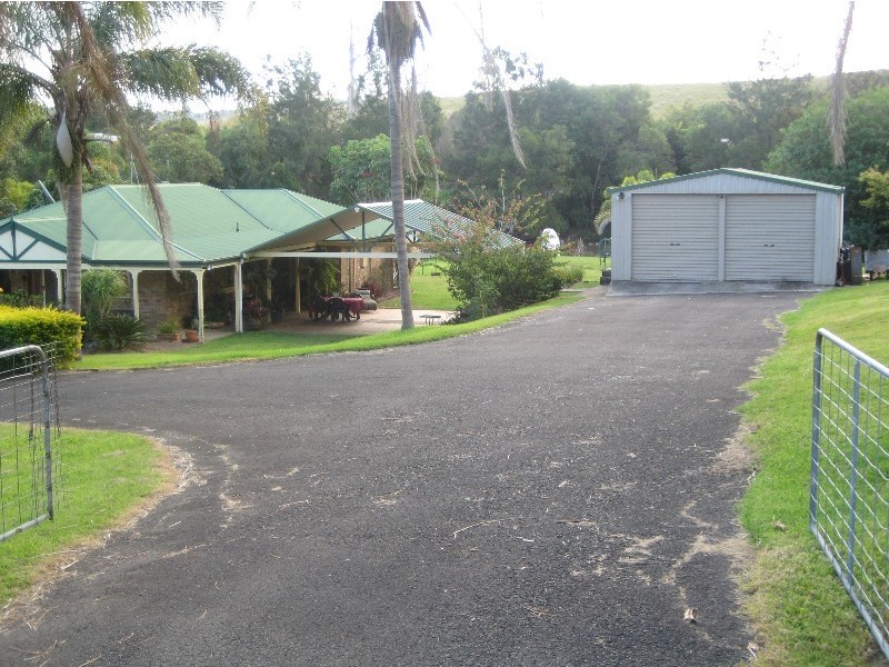 302 DULONG RD, Dulong QLD 4560