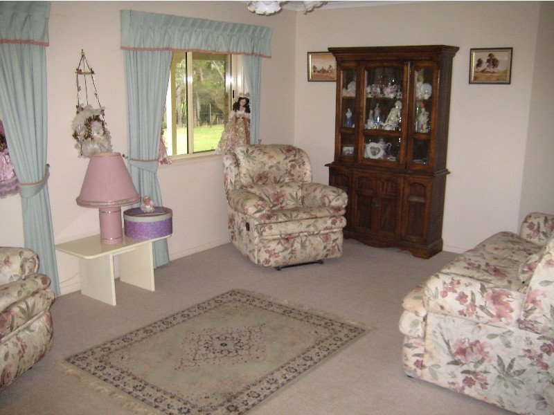 302 DULONG RD, Dulong QLD 4560