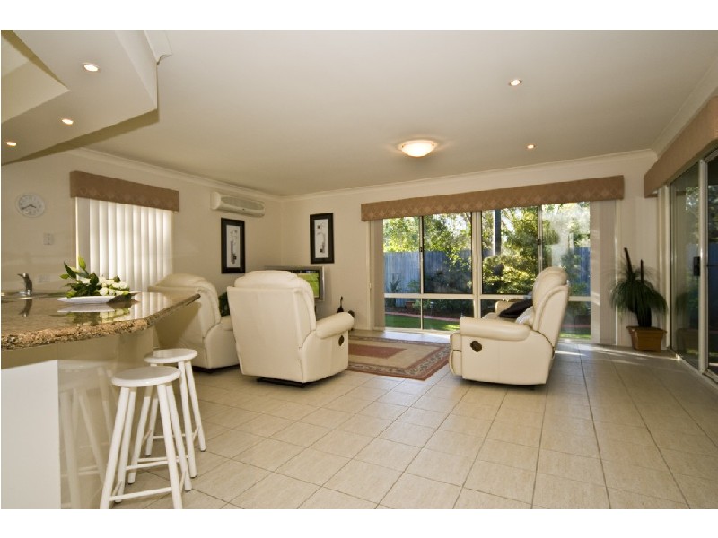 2 Quay Court, Twin Waters QLD 4564