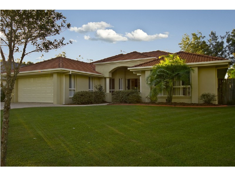 2 Quay Court, Twin Waters QLD 4564
