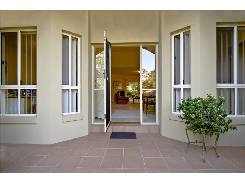 2 Quay Court, Twin Waters QLD 4564