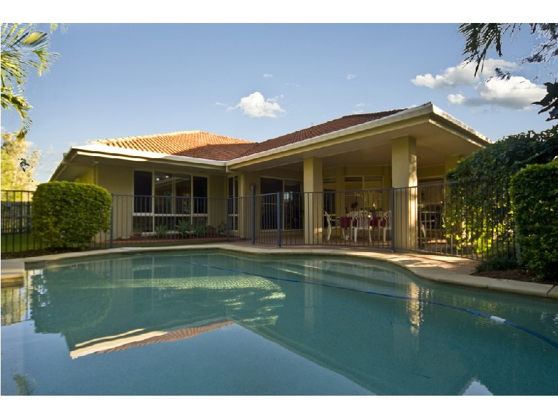 2 Quay Court, Twin Waters QLD 4564