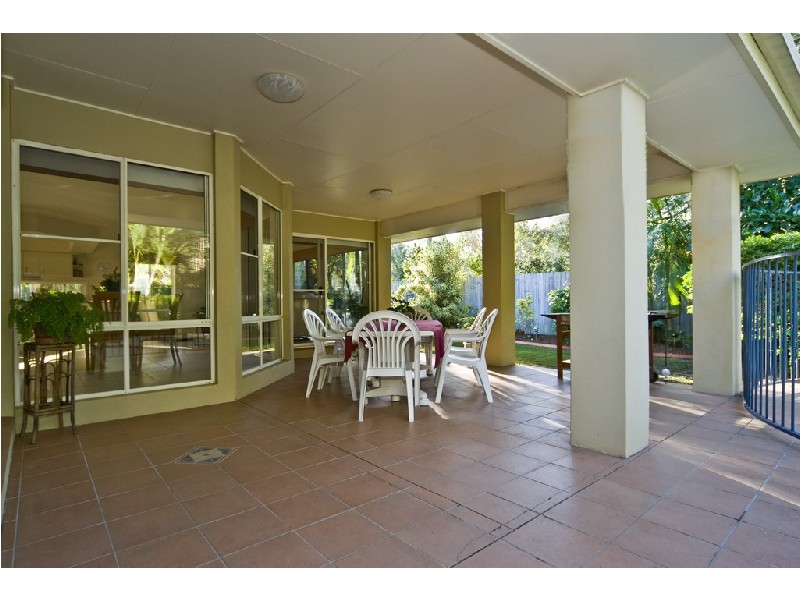 2 Quay Court, Twin Waters QLD 4564