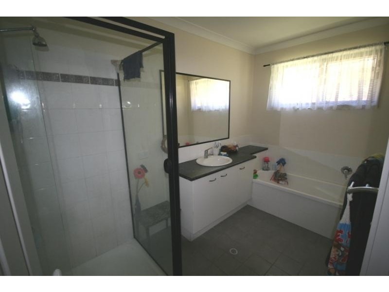 Coach House Place, Mooloolah Valley QLD 4553