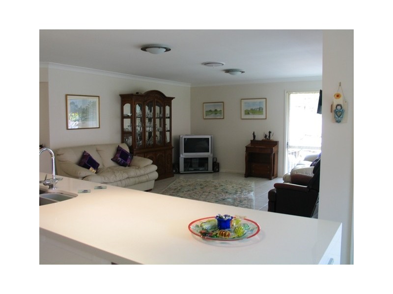 40 Gallery Pl, Little Mountain QLD 4551