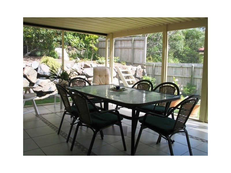 40 Gallery Pl, Little Mountain QLD 4551