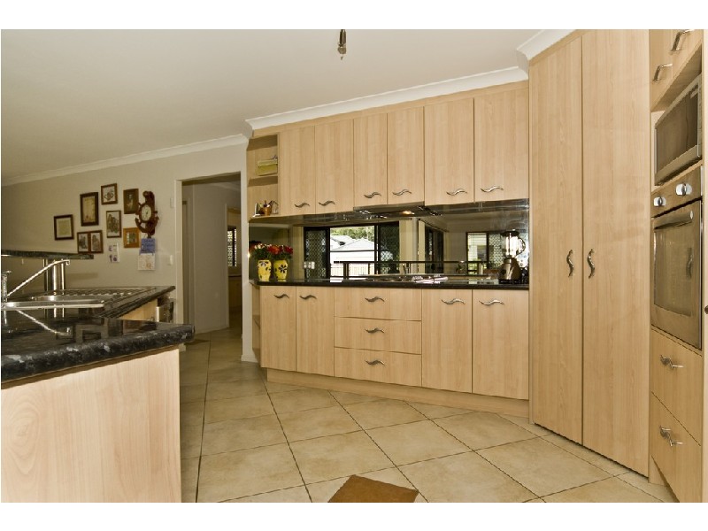 1 Pompano Court, Mountain Creek QLD 4557