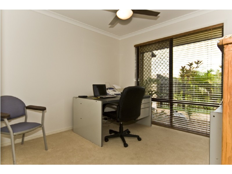 1 Pompano Court, Mountain Creek QLD 4557
