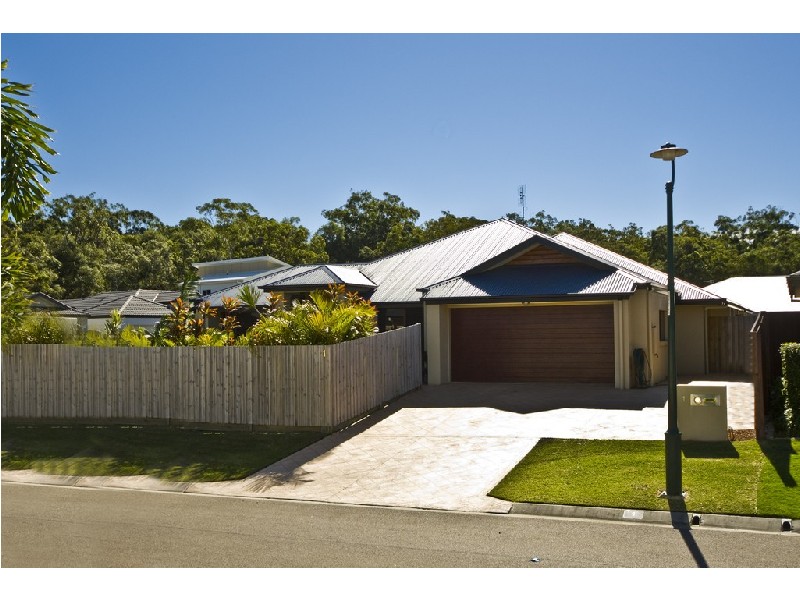 1 Pompano Court, Mountain Creek QLD 4557