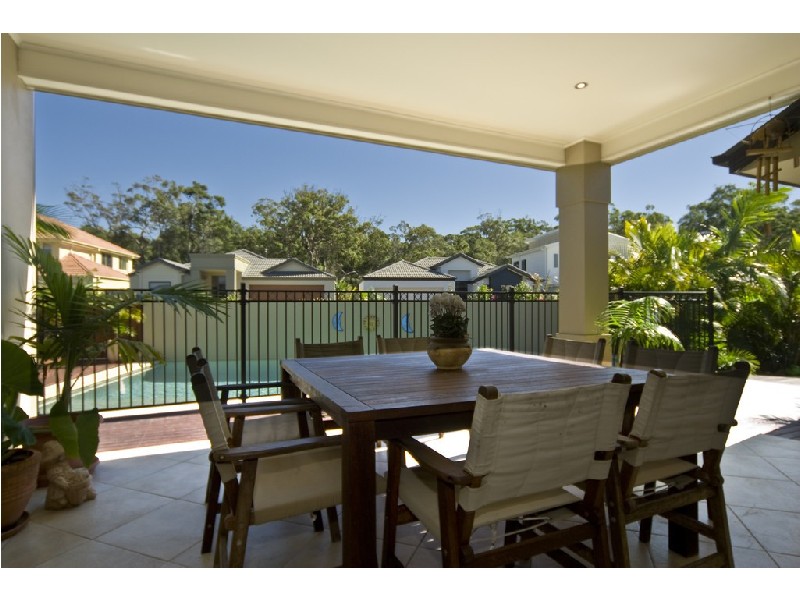 1 Pompano Court, Mountain Creek QLD 4557