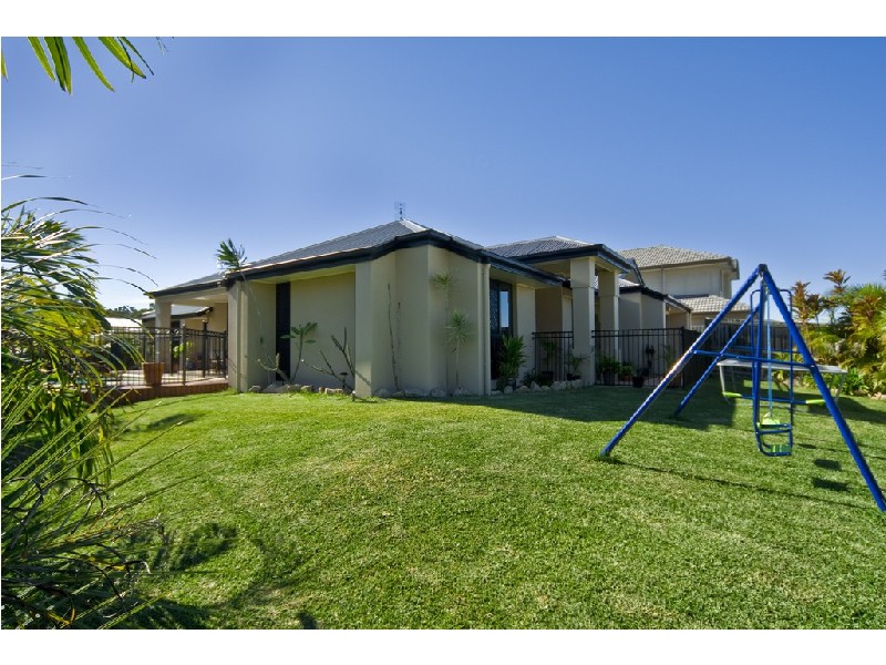 1 Pompano Court, Mountain Creek QLD 4557