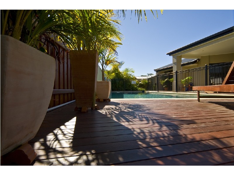 1 Pompano Court, Mountain Creek QLD 4557