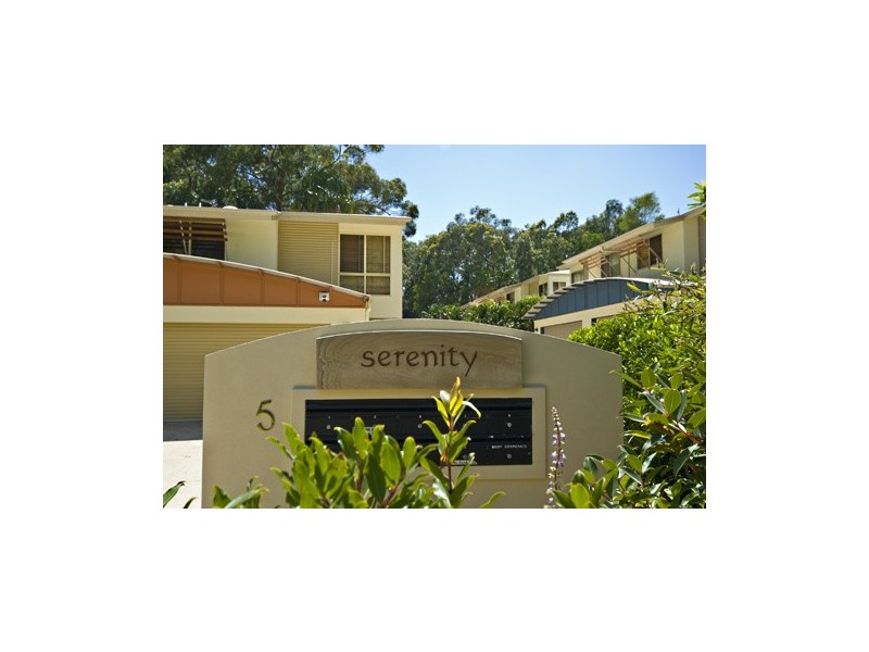 Unit 5, 5 Tranquil Place, Alexandra Headland QLD 4572