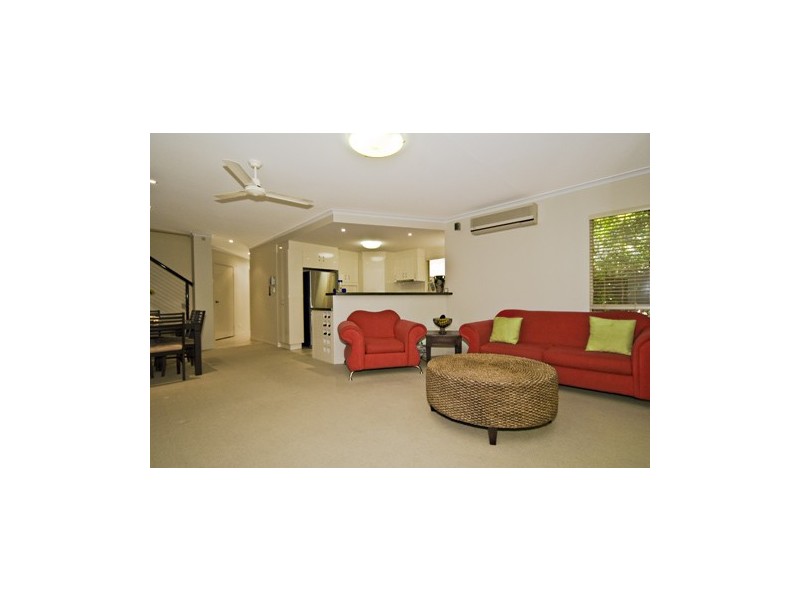 Unit 5, 5 Tranquil Place, Alexandra Headland QLD 4572