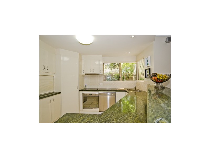 Unit 5, 5 Tranquil Place, Alexandra Headland QLD 4572