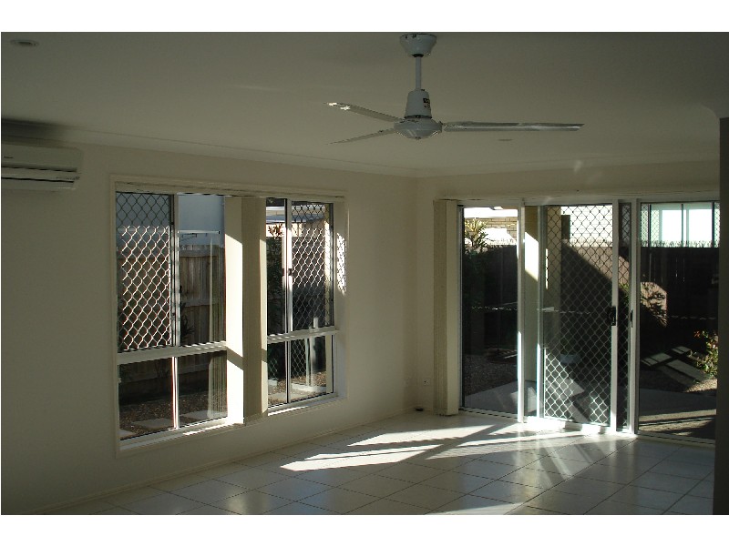 2 Springbrook Street, Caloundra West QLD 4551