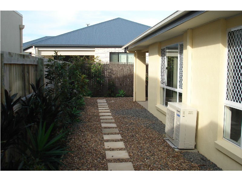 2 Springbrook Street, Caloundra West QLD 4551