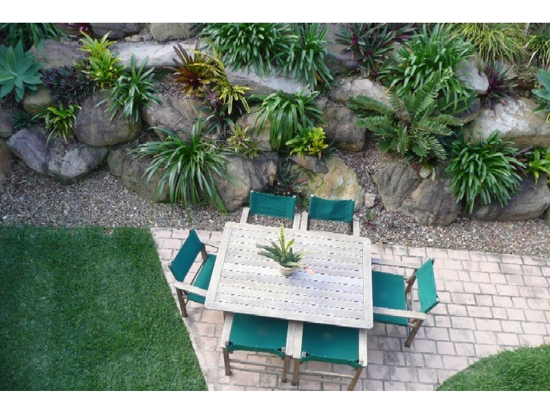 2/2 Rosewood Drive, Caloundra West QLD 4551