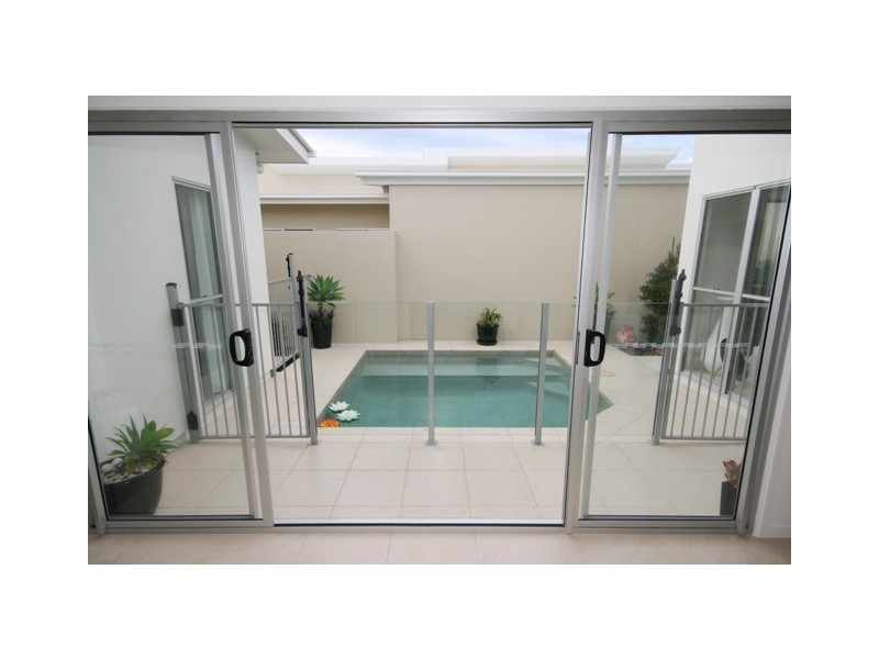 20 TORTOLA PLACE, Kawana Island QLD 4575