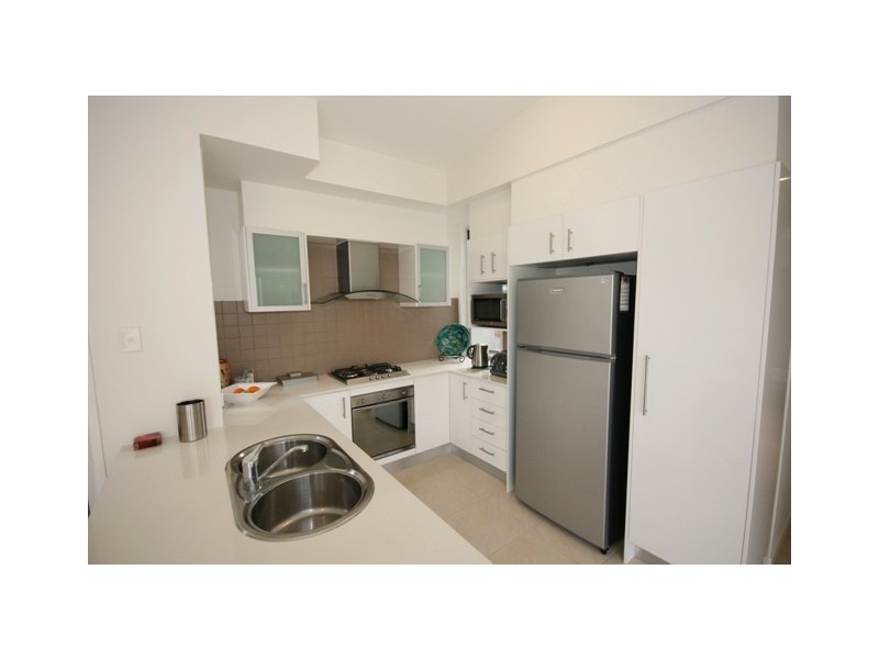20 TORTOLA PLACE, Kawana Island QLD 4575