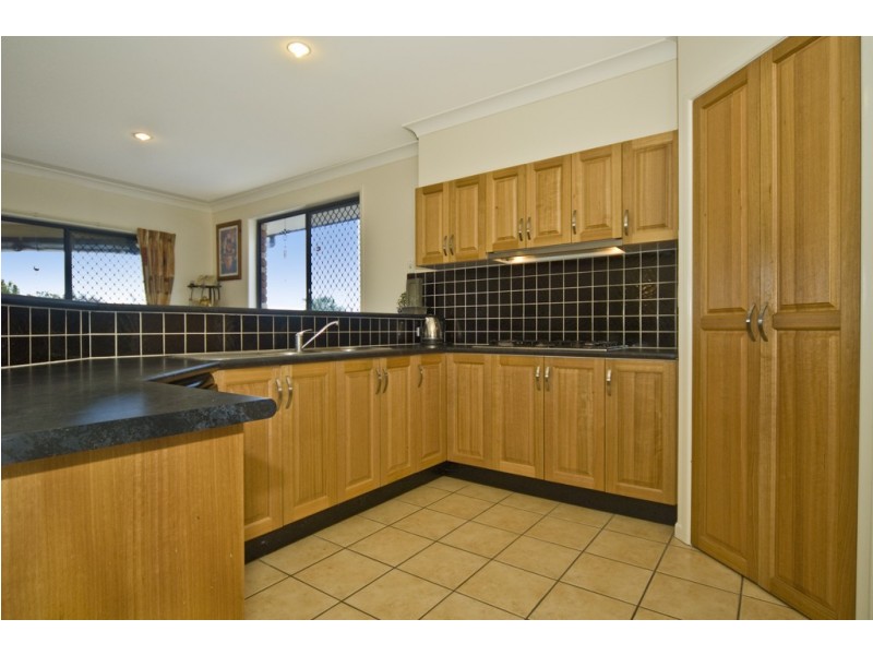 10 Escolar Drive, Mountain Creek QLD 4557