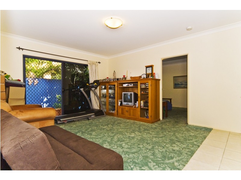 10 Escolar Drive, Mountain Creek QLD 4557