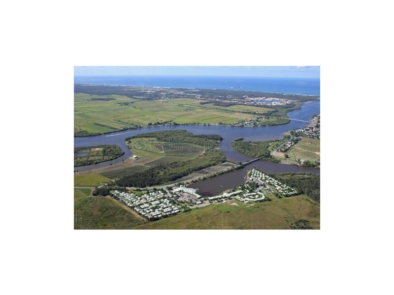 UNIT 176 48-76 DAVID LOW WAY, Maroochydore QLD 4558