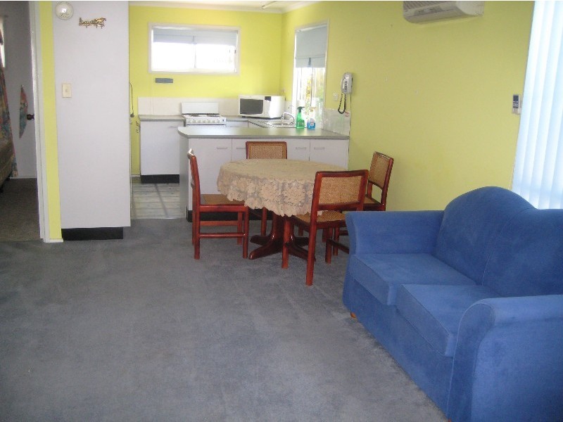 UNIT 176 48-76 DAVID LOW WAY, Maroochydore QLD 4558