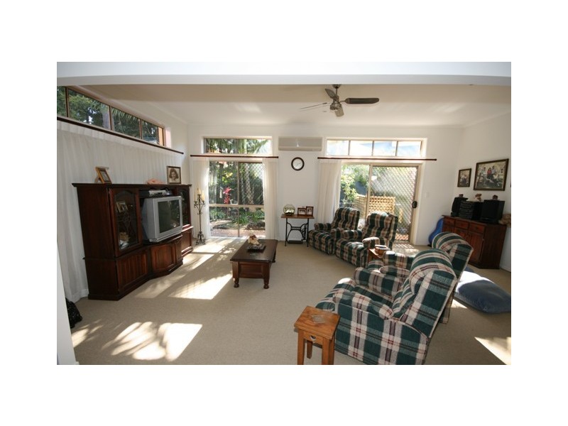 69/1 Poinsettia Crt, Mooloolaba QLD 4557