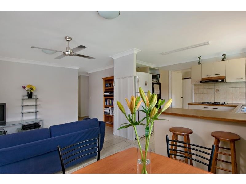 2 BANGALOW ST, Minyama QLD 4575