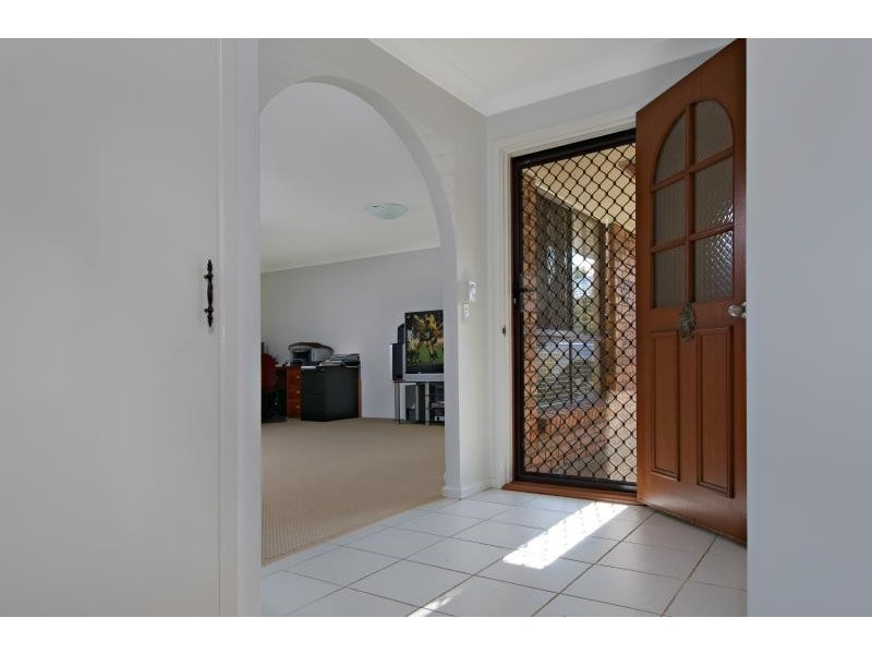 2 BANGALOW ST, Minyama QLD 4575