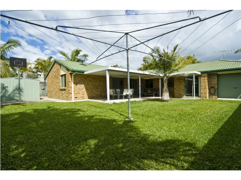4 SANCTUARY PL, Little Mountain QLD 4551