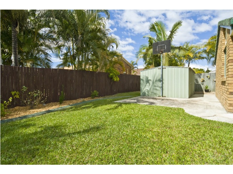 4 SANCTUARY PL, Little Mountain QLD 4551