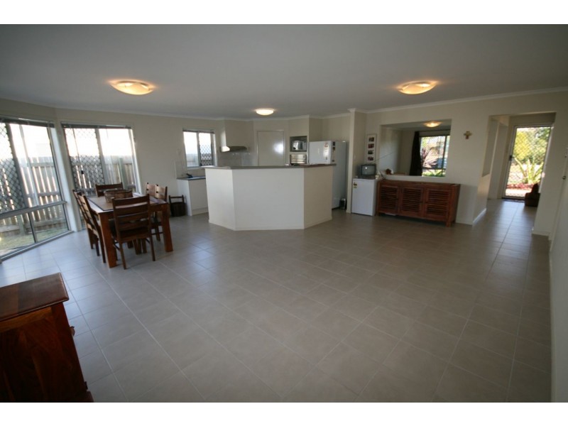 13 Davis St, Sippy Downs QLD 4556