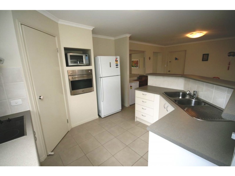 13 Davis St, Sippy Downs QLD 4556